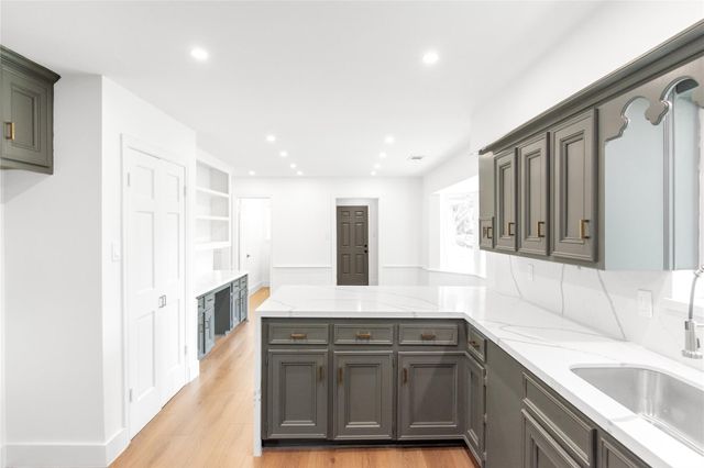 15202 La Paloma Drive, Houston, TX 77083