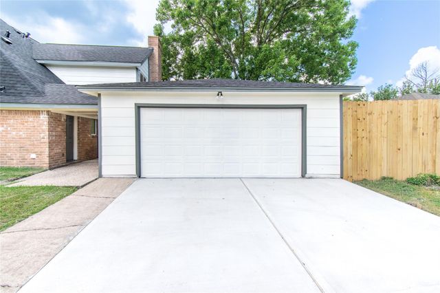 15202 La Paloma Drive, Houston, TX 77083