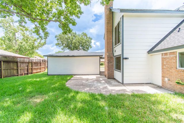 15202 La Paloma Drive, Houston, TX 77083