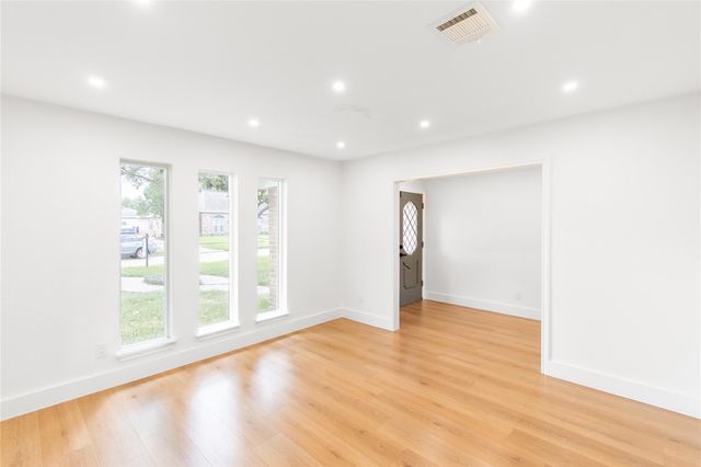 15202 La Paloma Drive, Houston, TX 77083