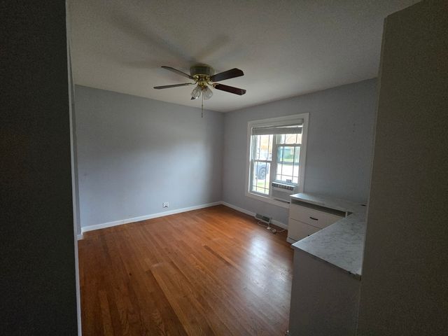 6108 Birmingham Street, Chicago Ridge, IL 60415