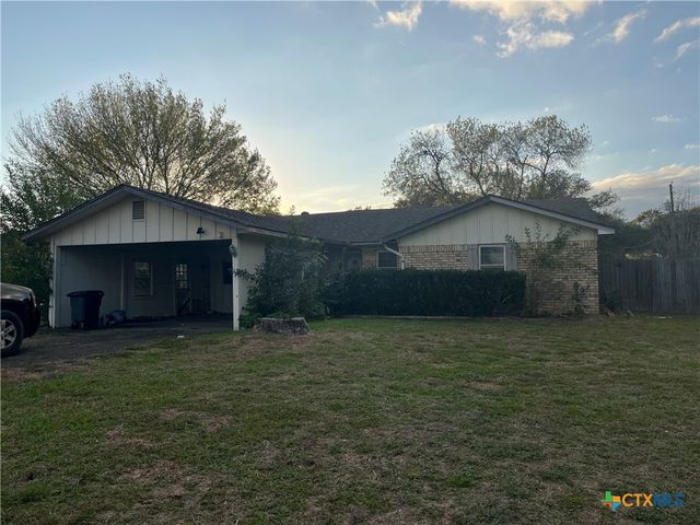 709 Pheasant Drive, Victoria, TX 77905