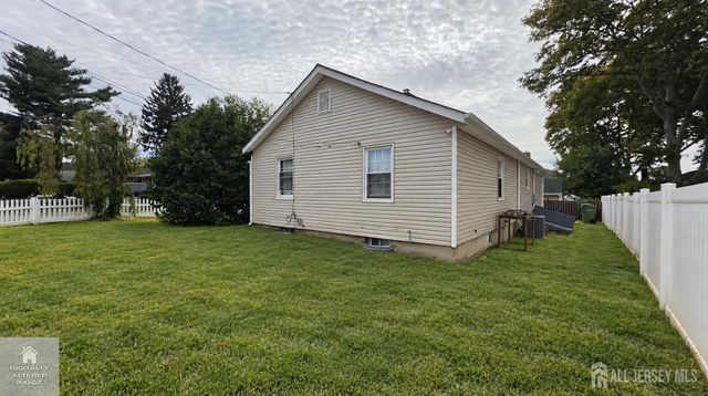 11 Pershing Avenue, Sayreville, NJ 08872