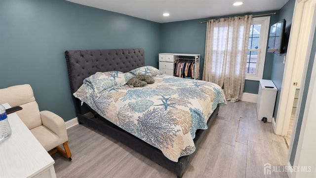 11 Pershing Avenue, Sayreville, NJ 08872