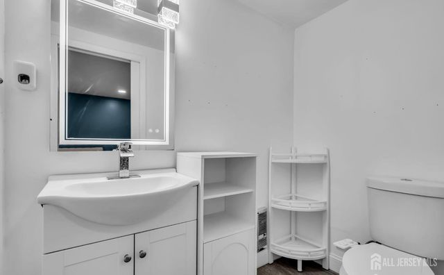 11 Pershing Avenue, Sayreville, NJ 08872