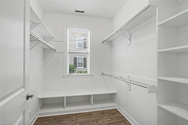 4209 Kenton LN, Virginia Beach, VA 23456