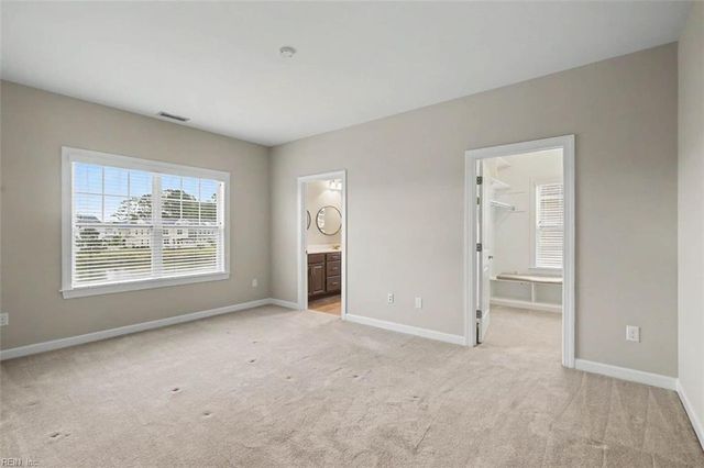 4209 Kenton LN, Virginia Beach, VA 23456