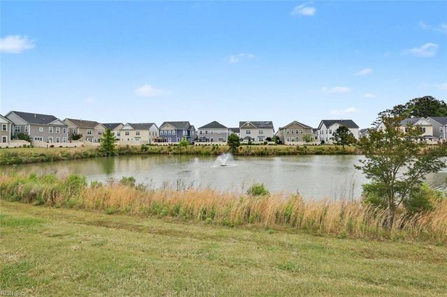 4209 Kenton LN, Virginia Beach, VA 23456