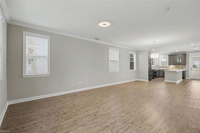 4209 Kenton LN, Virginia Beach, VA 23456