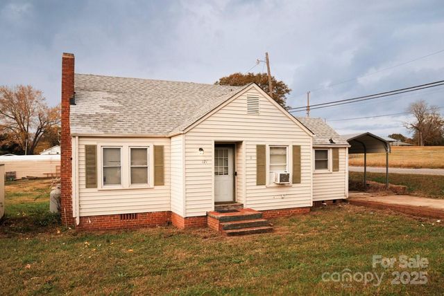 121 Martin Street, Ellenboro, NC 28040