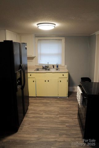 121 Martin Street, Ellenboro, NC 28040