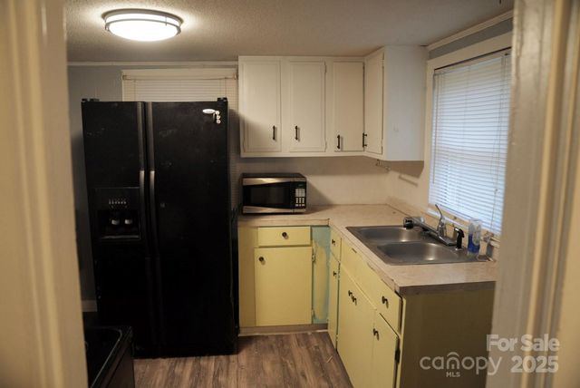 121 Martin Street, Ellenboro, NC 28040