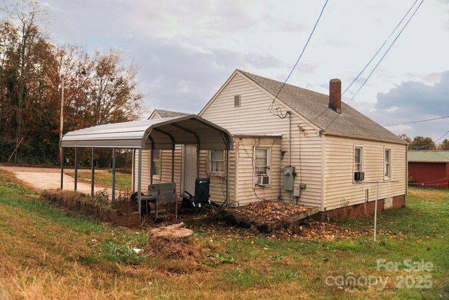 121 Martin Street, Ellenboro, NC 28040