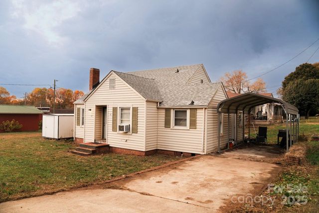 121 Martin Street, Ellenboro, NC 28040