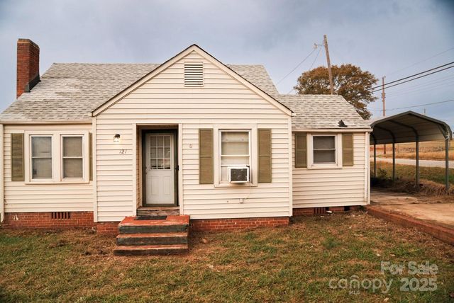 121 Martin Street, Ellenboro, NC 28040