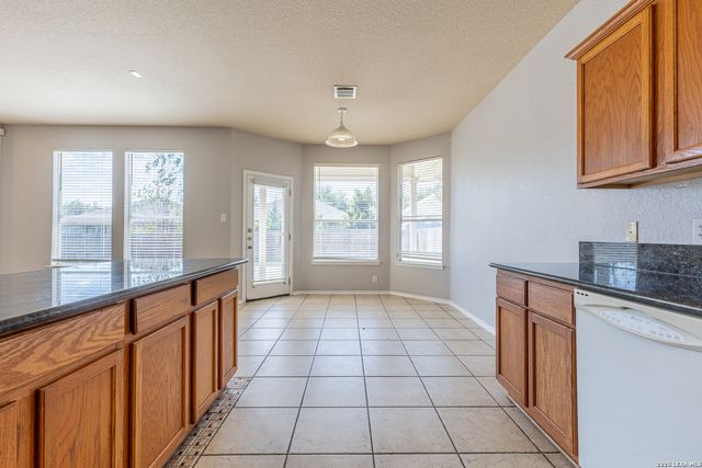8918 Burnt Path, Helotes, TX 78023