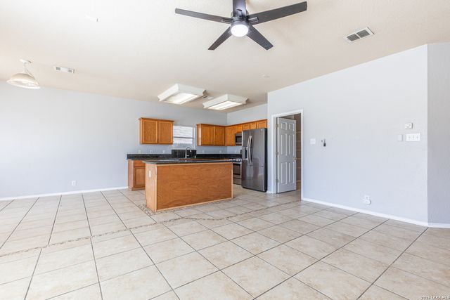 8918 Burnt Path, Helotes, TX 78023