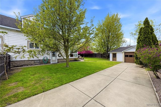 50 Bostwick Place, Cheektowaga, NY 14043