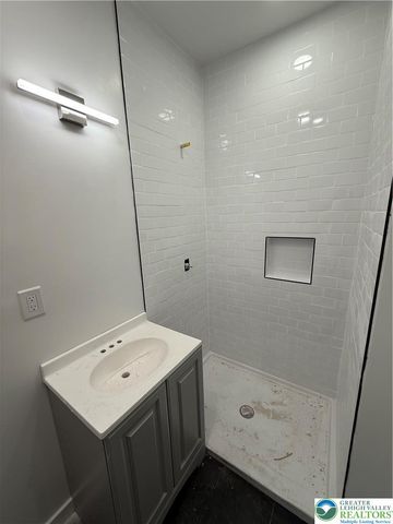 729 3rd Street, Catasauqua Boro, PA 18032