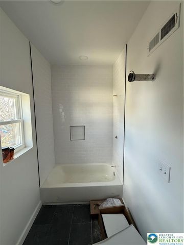 729 3rd Street, Catasauqua Boro, PA 18032