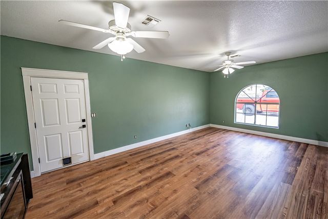 1880 E Corwin Road, Bullhead City, AZ 86442