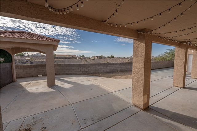 1880 E Corwin Road, Bullhead City, AZ 86442