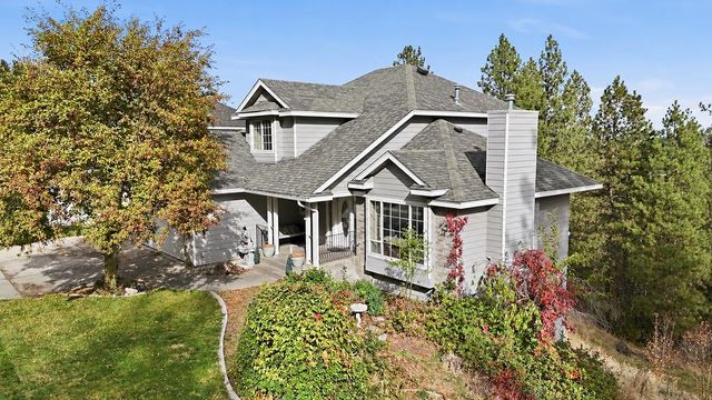 7706 N Cedar Rd, Spokane, WA 99208