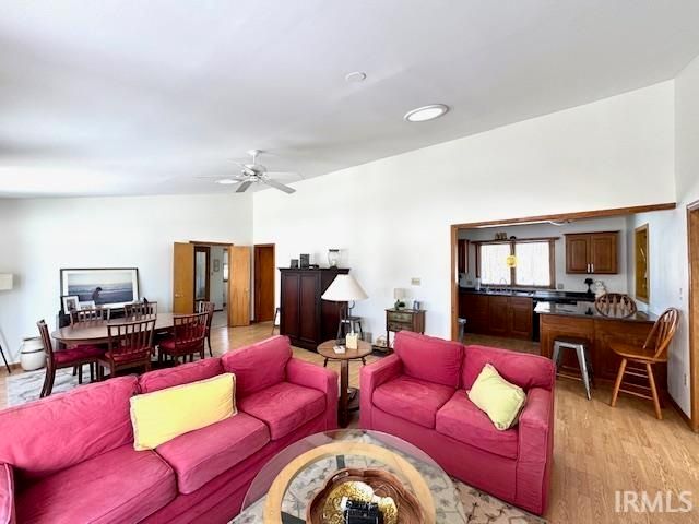 5035 S Elm Street, Knox, IN 46534