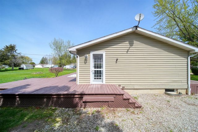 186 Harris Drive, Cement City, MI 49233