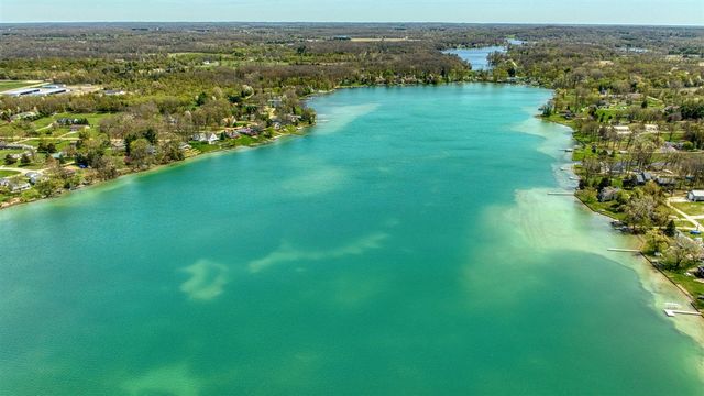 186 Harris Drive, Cement City, MI 49233