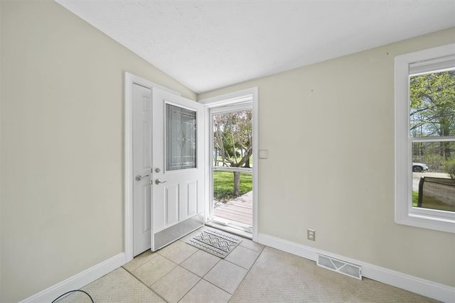 186 Harris Drive, Cement City, MI 49233