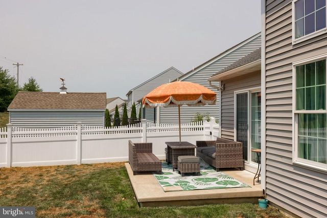 10 MERGANSER DR, Reading, PA 19608