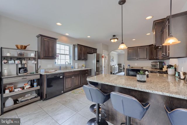 10 MERGANSER DR, Reading, PA 19608