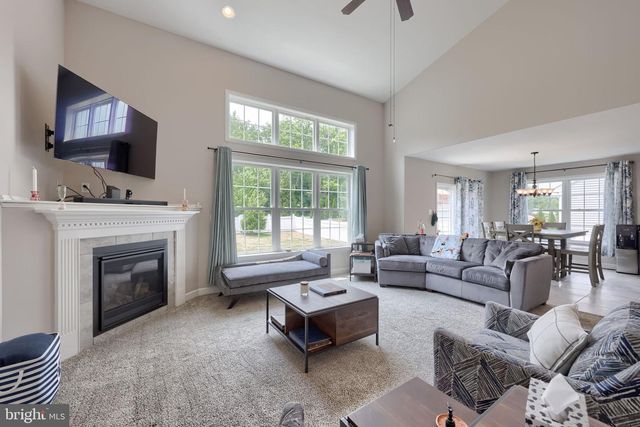 10 MERGANSER DR, Reading, PA 19608
