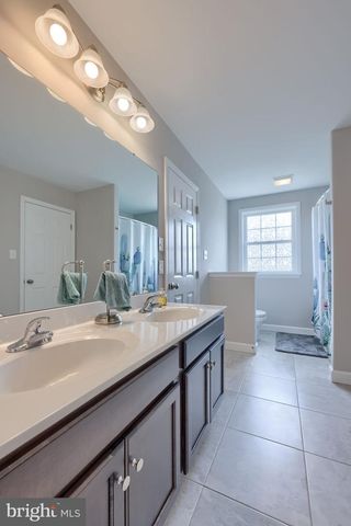 10 MERGANSER DR, Reading, PA 19608