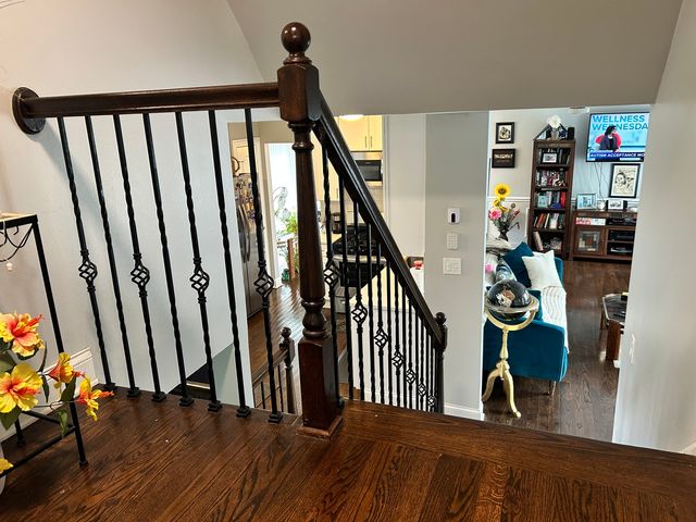16625 Kenwood Avenue, South Holland, IL 60473
