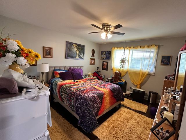 16625 Kenwood Avenue, South Holland, IL 60473