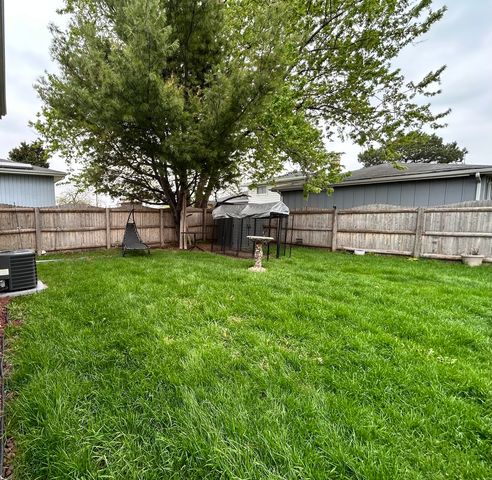16625 Kenwood Avenue, South Holland, IL 60473