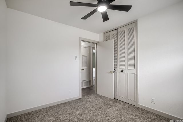154 MOUNTAIN VALLEY ST, San Antonio, TX 78227