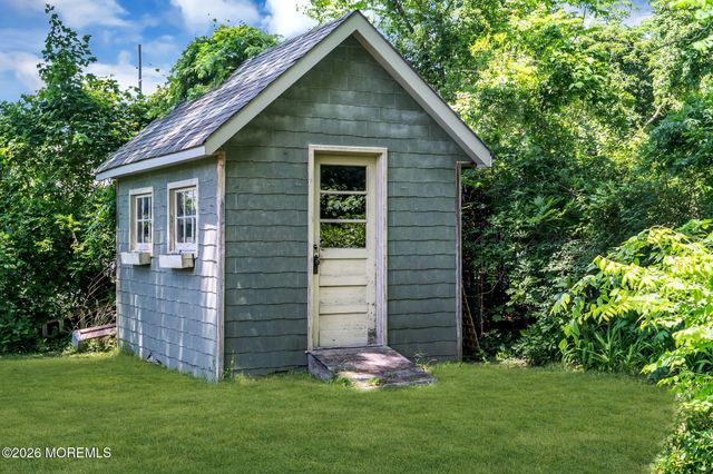6 Jones Road, Forked River, NJ 08731