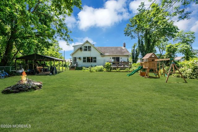 6 Jones Road, Forked River, NJ 08731