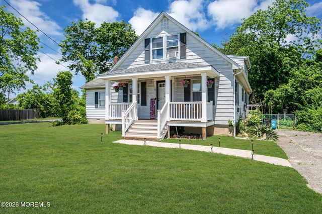 6 Jones Road, Forked River, NJ 08731