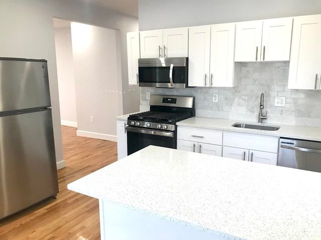 42 Moseley St 2, Boston, MA 02125