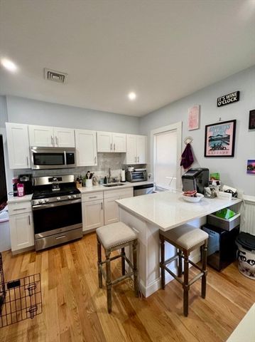 42 Moseley St 2, Boston, MA 02125