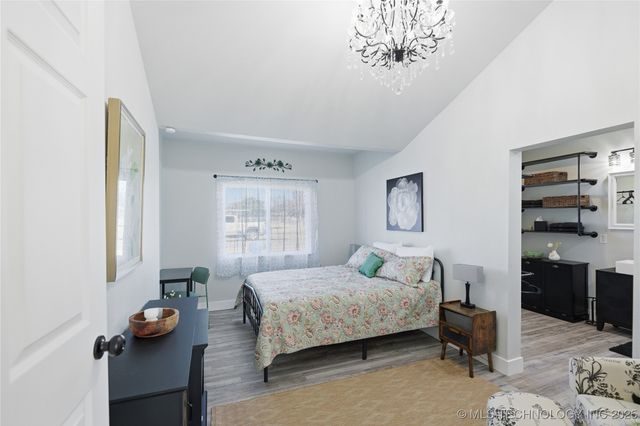 1001 S Broadway Street, Skiatook, OK 74070