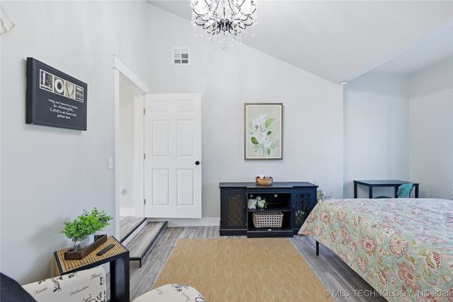 1001 S Broadway Street, Skiatook, OK 74070