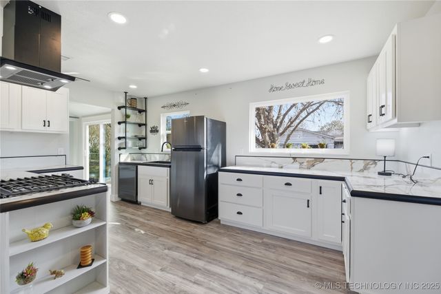 1001 S Broadway Street, Skiatook, OK 74070