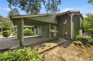 13229 SE 256th Street #J4, Kent, WA 98042