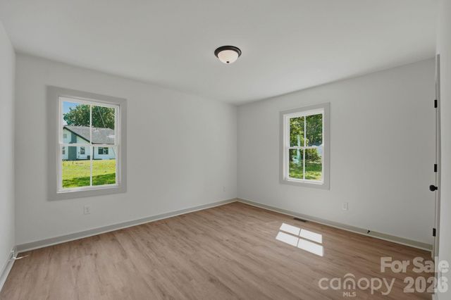 417 Linwood Road, Gastonia, NC 28052