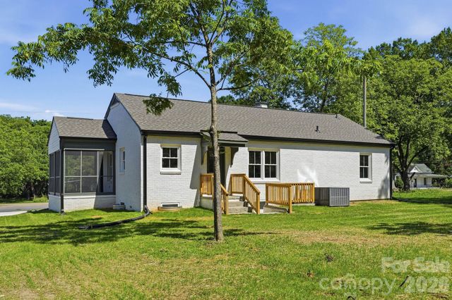 417 Linwood Road, Gastonia, NC 28052